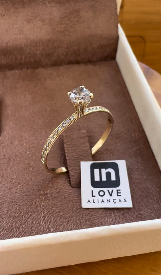 Anel Solitário Princess em Ouro 18k - 12x R$117,14