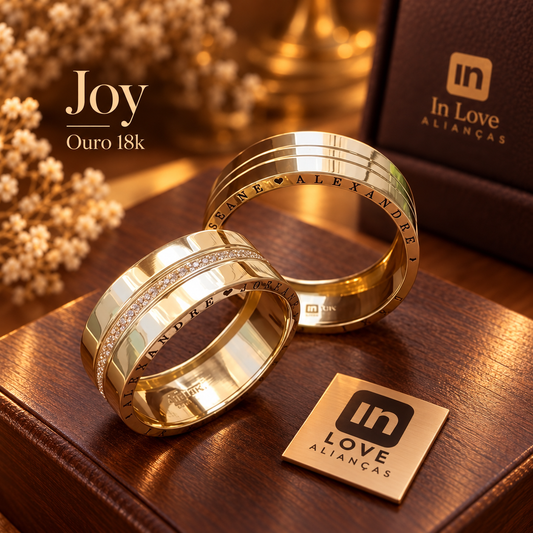 Par de Alianças em Ouro 18k - Modelo Joy | 8mm | 12x R$999.