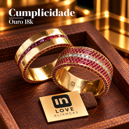 Par de Alianças em Ouro 18k - Modelo Cumplicidade | 8mm | 12x R$2.599.