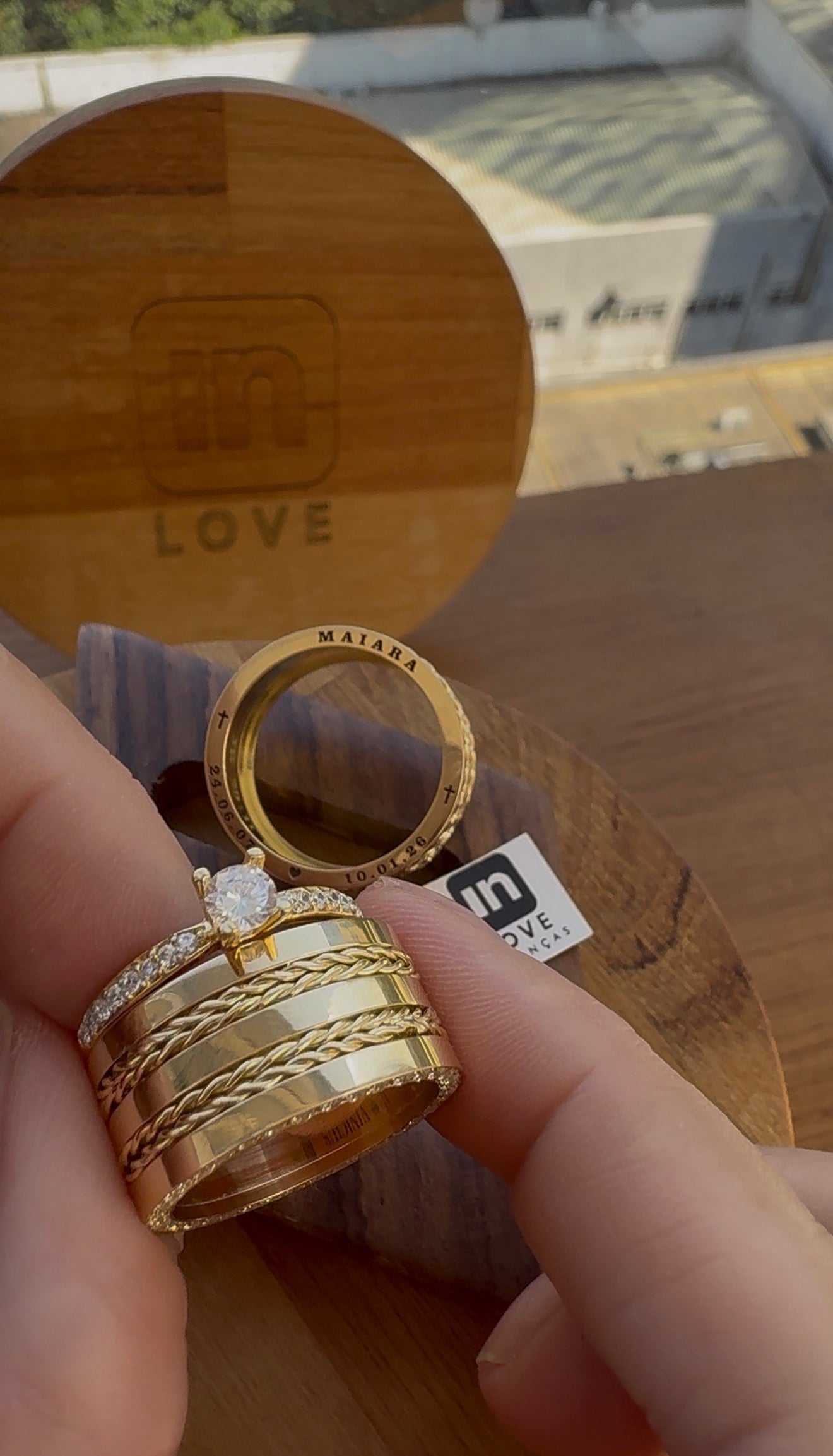 Par de Alianças em Ouro 18k - Modelo Paixão | 10mm |12xR$2.599.