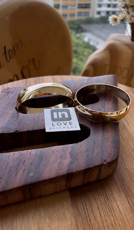 Alianças de Casamento em Ouro 18k - Modelo Tradicional | 4mm | 12x R$249.16