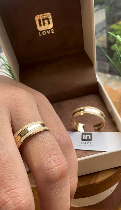 Alianças de Casamento em Ouro 18k - Modelo Minha Canção | 6mm |12x R$416