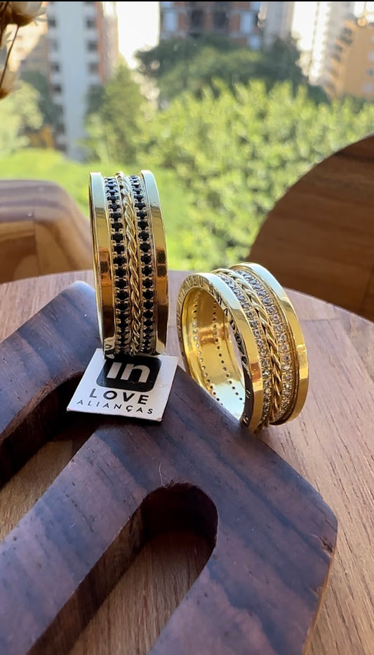 Alianças de Casamento em Ouro 18k - Modelo Desejo | 7mm | 12x R$1.028,33