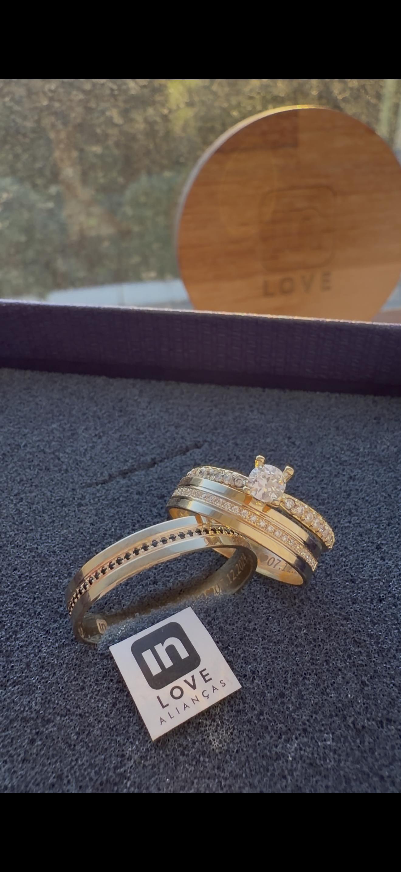 Par de Alianças em Ouro 18k - Modelo Nossa Mimosinha | 4mm | 12x R$433