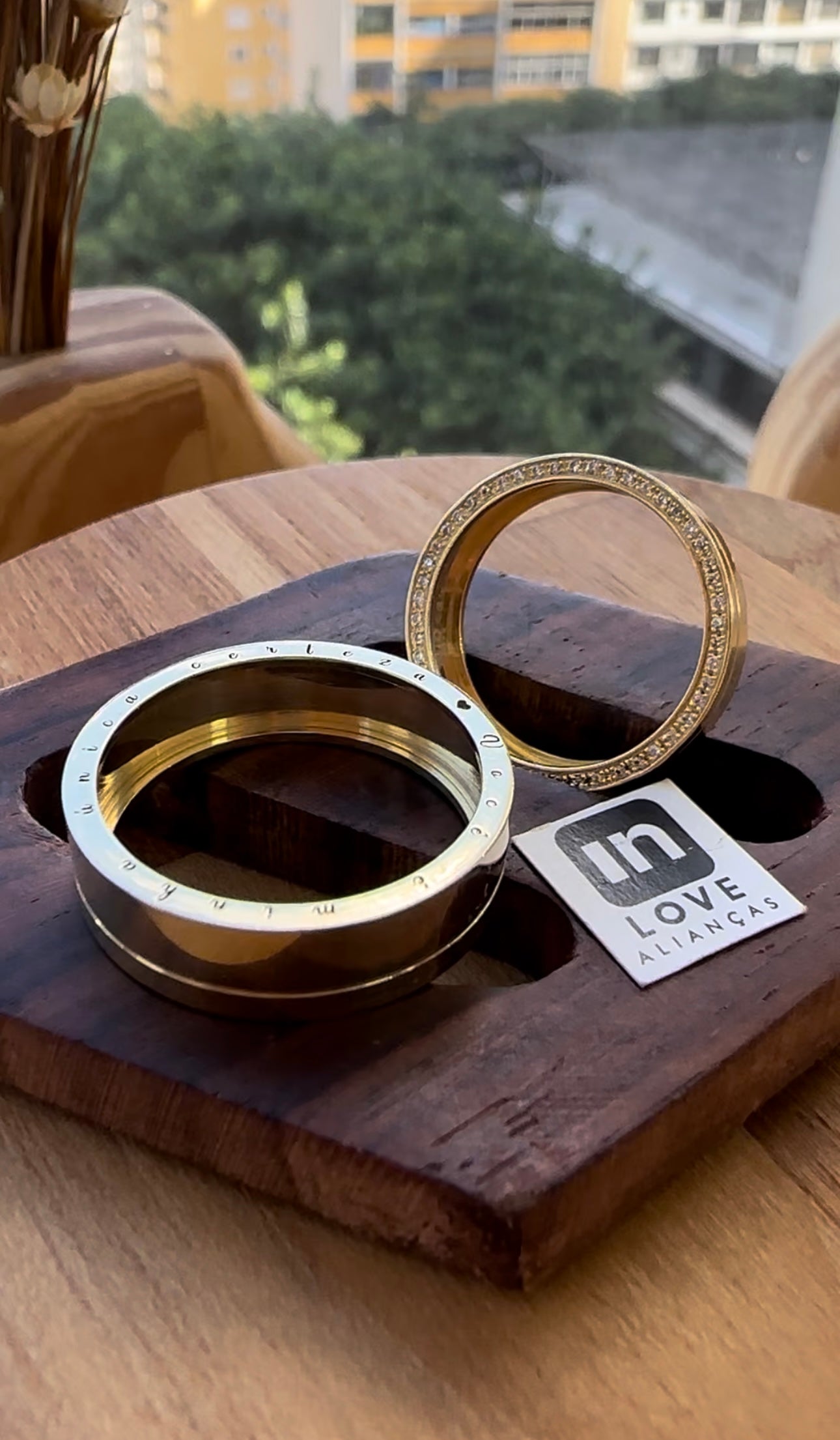 Alianças de Casamento em Ouro 18k - Modelo Afeto | 6mm | 12x R$666