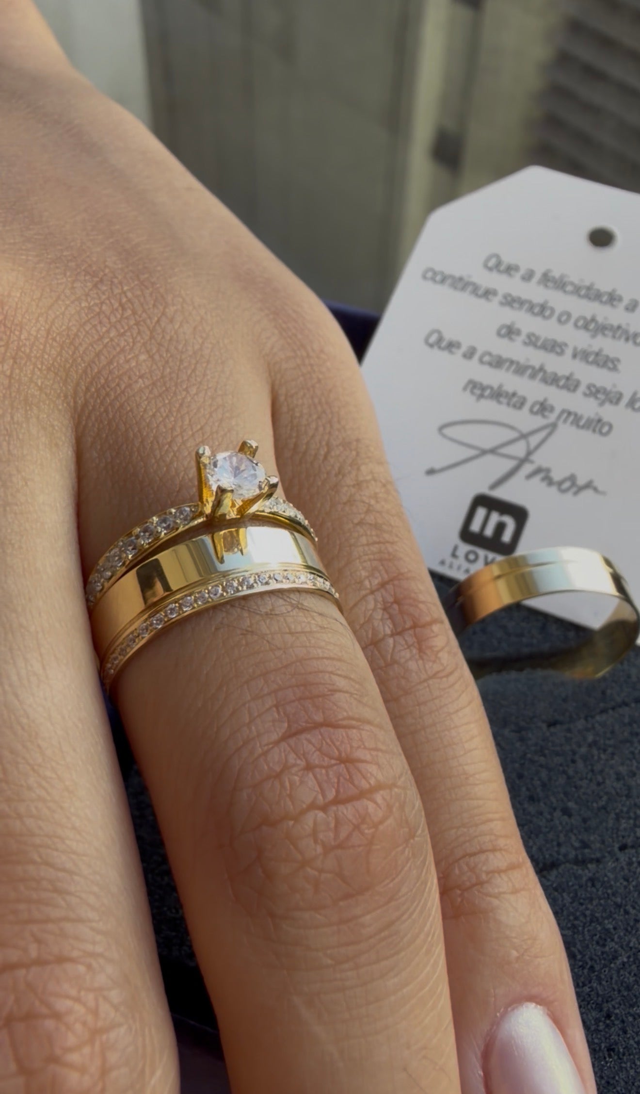 Par de Alianças em Ouro 18k - Modelo Eternamente | 5mm | 12x R$433