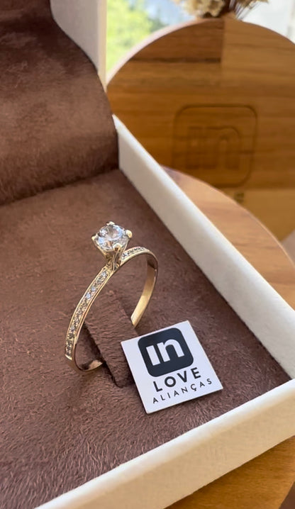 Anel Solitário Princess em Ouro 18k - 12x R$117,14