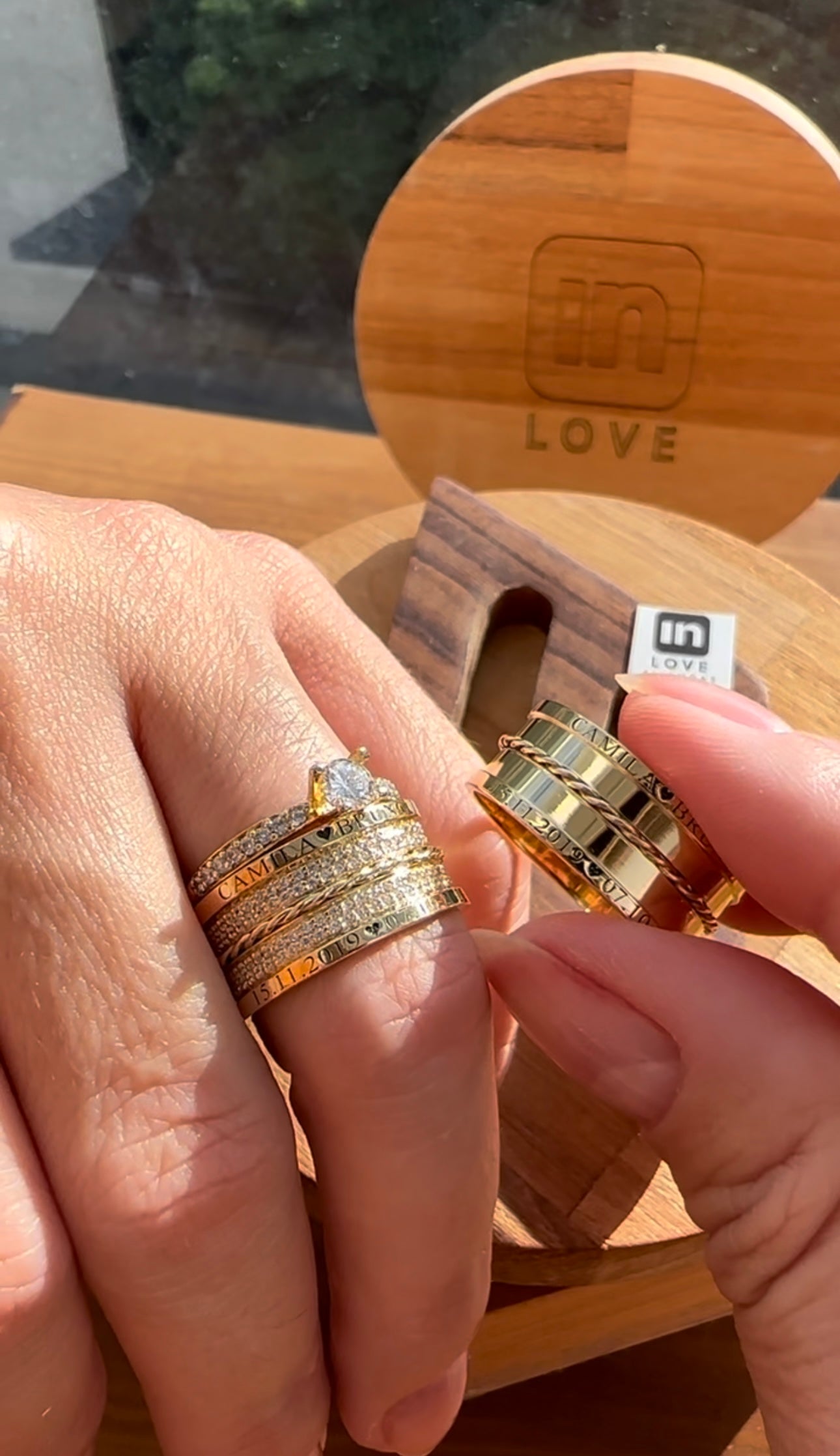 Par de Alianças em Ouro 18k - Modelo Desejo One | 9mm | 12x R$1.399.